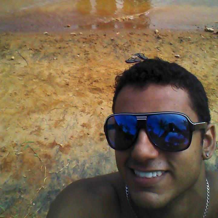 Pros olho gordo eu receito só colírio light.!!!