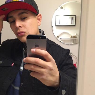 don't trust anybody kus their ain't no 1 to trust| hustle $ hard to b a top notch| dreams come true if yu believe|
Ecuadorean/Puerto Rican