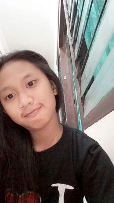my name is indah.please follback. follback? just mention.                   JHS 220'17