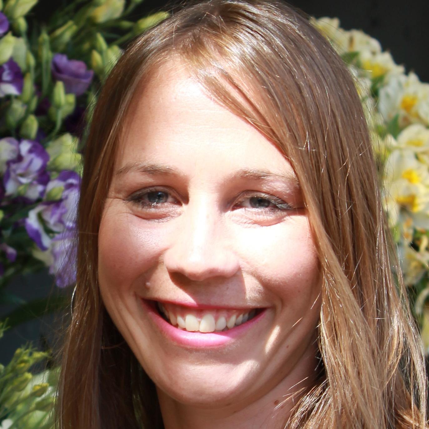 theibslady's profile picture. Hi I’m Caitlin, The IBS Lady an out-of-the-box Naturopath that gets sh*t sorted for those with Irritable Bowel Syndrome.