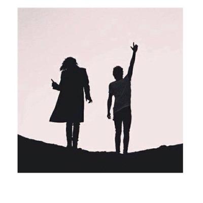 liam's girl~ selenator ~ nobody saves me baby the way you do @onedirection✨
