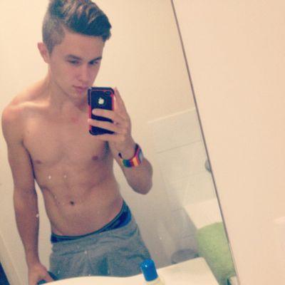 16 year old singer | YouNower | your boyfriend