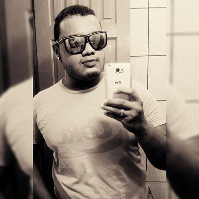 Vamos viver tudo que há pra viver.
Vamos nos permitir!
 http://t.co/B1U2b2tALv…