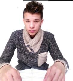 JonathanOffici1's profile picture. 1er Album bientôt Disponible.