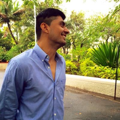 _SumitTiwari's profile picture. All things #Tech #Techno #Salesstrategy #Digital #Startup #Socialselling|Head in #CloudTechnology|Own Opinion|Borrowed Intellect|#Milennial|#Runner|#FCBarca