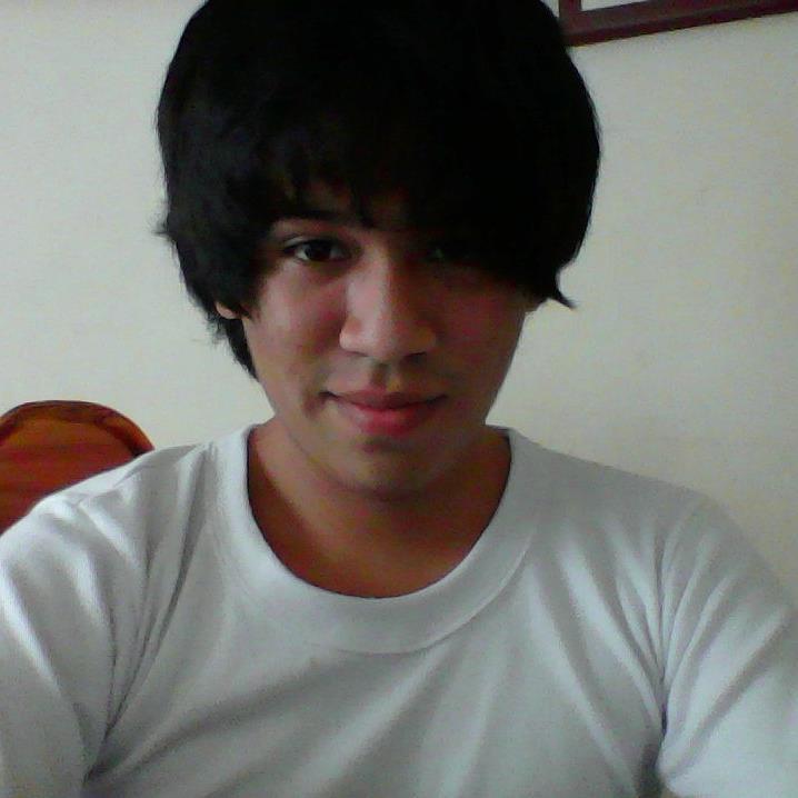 AntraxR32's profile picture. Intento de informático.