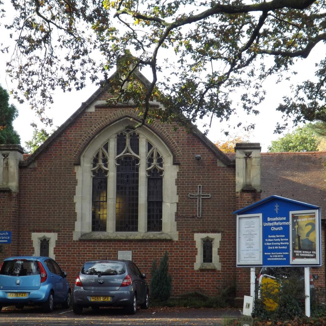 Broadstone United Reformed Church - bringing the local community together. Enquiries: 01202 601103