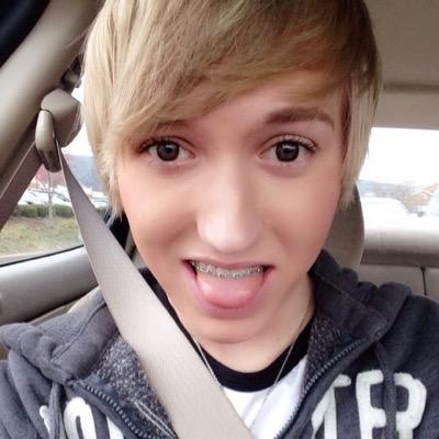 Paul/ 18/ Gay/ Lovatic
 I am not a word, i am not a line, i am not a boy that can ever be defined.
- Stay Strong ❤️