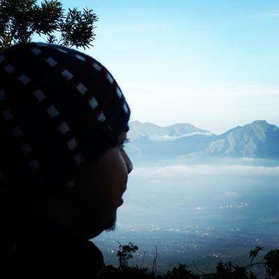 orang biasa yang kayak biasanya.... :)