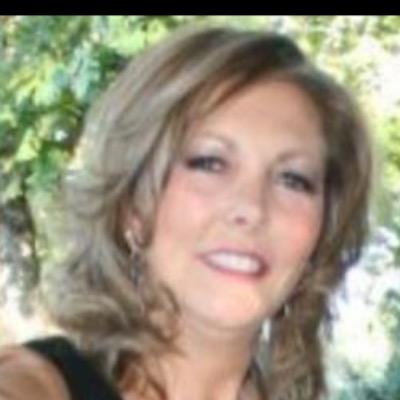 homesbyholley's profile picture. 