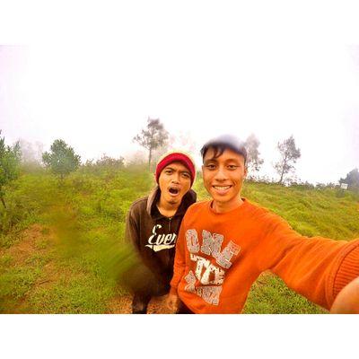 dio_alfonso's profile picture. Orangnya realistis