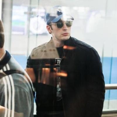 dauntlessbarnes's profile picture. *:･ﾟ✧ @babymaximoff *:･ﾟ✧