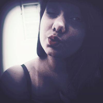 Deus em primeiro  lugar de todas as coisas!  Futura esteticista, ama bichos,  ama o marido,  dirigir e dormir