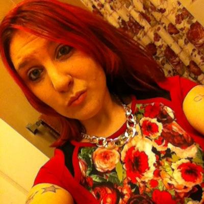 lazylove09's profile picture. dont judge a book by its cover