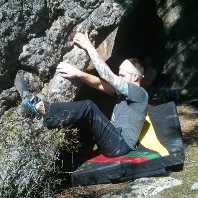 shanefolden's profile picture. cartoonist, video editor, 3d modeler/animator. Basically creator of awesomeness that makes people smile. I dig art.