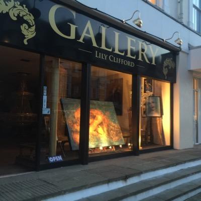 Contemporary Art Gallery. Exhibiting artists from all over the world. Opening hours Monday - closed Tuesday-Saturday 10.00-18.30 Sunday - 11.00 - 14.00
