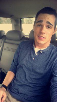 itsjoshmangan's profile picture. 