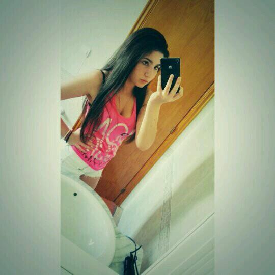 15.  C Ó R D O B A.      ~Bubble17~      Lana Del Rey. Eminem. Miley Cyrus. Natos y Waor.
