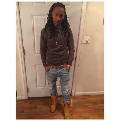 Money Over Everything Ppl Say Im Selfish...... #OnSite