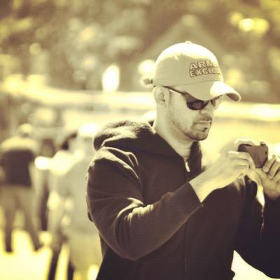 Loves photography, social media, traveling, music, movies and tech trends.