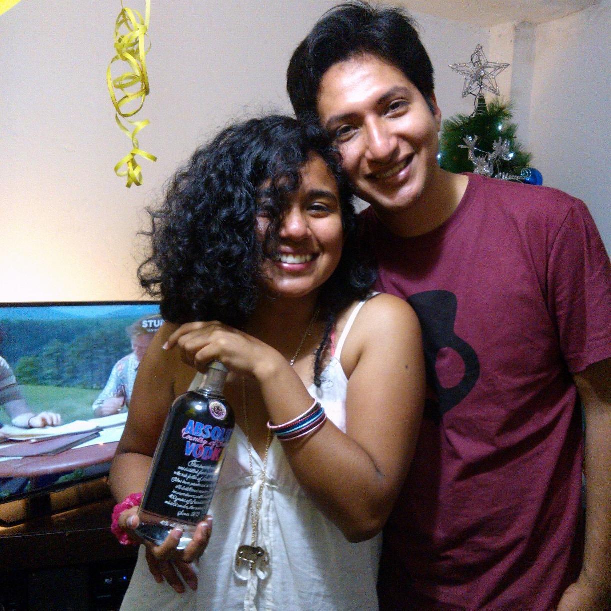 LuisCercadoP's profile picture. Para que nos sintamos conmovidos por la tragedia de la hipotenusa ,tenemos que ser algo catetos