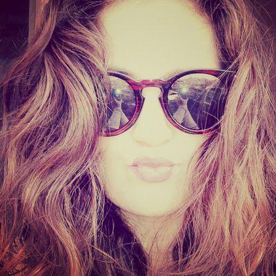 Başini alip gitmek sevdaya dahil degil azizim...  










M.K.A Kim ne derse desin bu millet sana minnettar PAŞAM♥