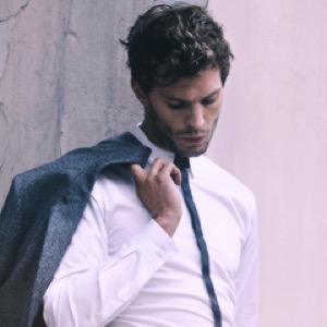 I give orders, I don't take them. I was destined for greatness, and I will take out anything or anyone that happens to be in my way. [TwiRP|18+|AU|AH]