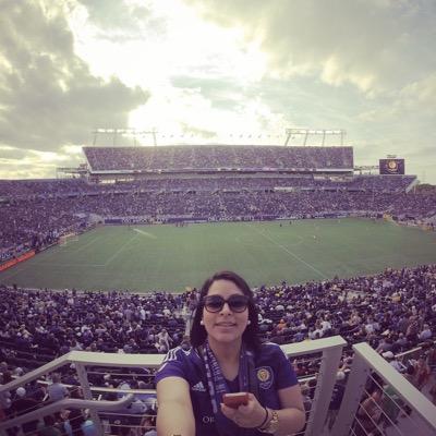 petichela's profile picture. Diseño no es lo que ves, sino lo que debes hacer que otras personas vean !!