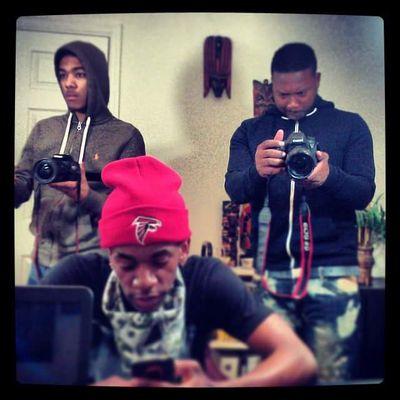 22 from newburgh new York 
Yes i rap look out for me leedoubleo Up next check me out on datpiff @Leedoubleo