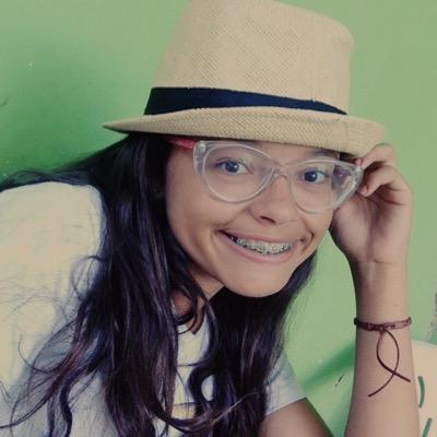 Emmilly Oliveira