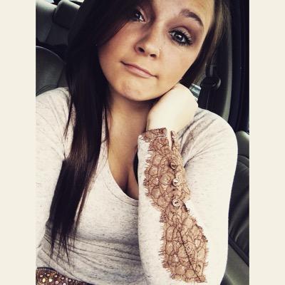 |...She grew like a flower so beautiful, but she definitely had a wild side...| •Simmental & Shorthorn Cattle • ❤️ | { Jack Daniels & Jesus }🍺🐮