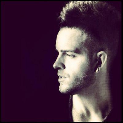 AdaptedVirus's profile picture. One half of the members of The Virus Comrades with @ProlificDreamer Was trained by The Rock & Goldberg. TDW/@TWE_RP Taken by my superwoman, @FormalHeroine!