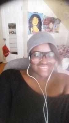 Skylarmaddie's profile picture. Hi I'm  Darene  I just turn 20  ,  I'm from Chicago,Illinois, old classic movies,  youtude watch videos, I'm Lesbian♡.