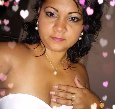 sheylar232's profile picture. 