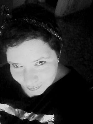 DayEmmaS's profile picture. Ex Participante de Cuestión de Peso. Estudiante de Maestra Jardinera. Amable,sociable y excelente tía!!! Enamorada de la vida!!!