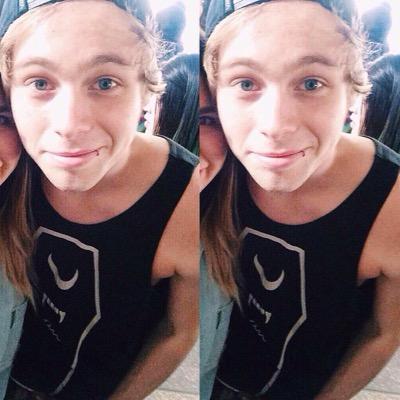 follow @st0rmymuke for a free follow❣卌