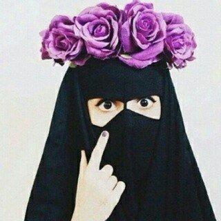 انسانه هادئهـ .. حساسه... اطمح الي الوصول الي الافضل في كل شي^_~