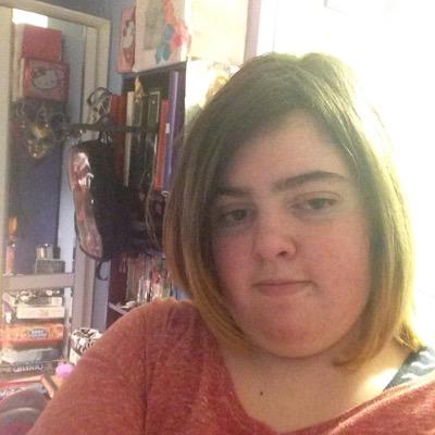 BradfieldEllie's profile picture. Hi run a Youtube channel plz support my channel