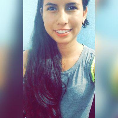 Un mujeriego, la abandonará; un caballero, la conquistará; un hombre, la conservará; un príncipe, la amará; un idiota, la perdera. Real Madril