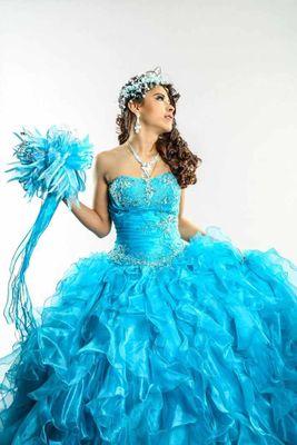 Mi passion Hair& Make-up 
for every ocasion Wedding, 15 ñeras,  little girls , prom , sweet 16 tex for more info. .