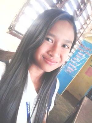 Hii!!I'm leila..!!follow me!!and follow my bandmates @kyle_jeannette @cleo_alethea @pearl_valerio..LHAB LHAB U..LOL!!


#love_God
#be_happy