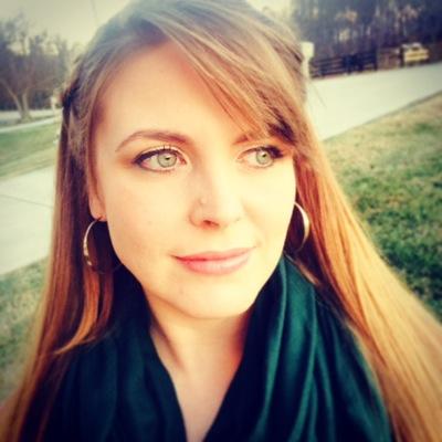 Writer, craft enthusiast, foodie, and nerd extraordinaire