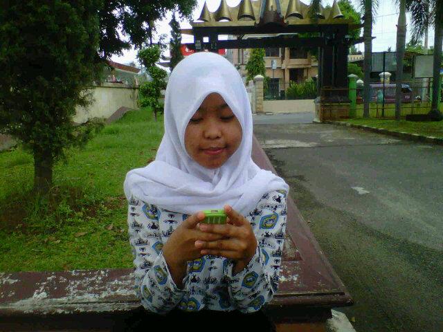 AsIsaura's profile picture. 