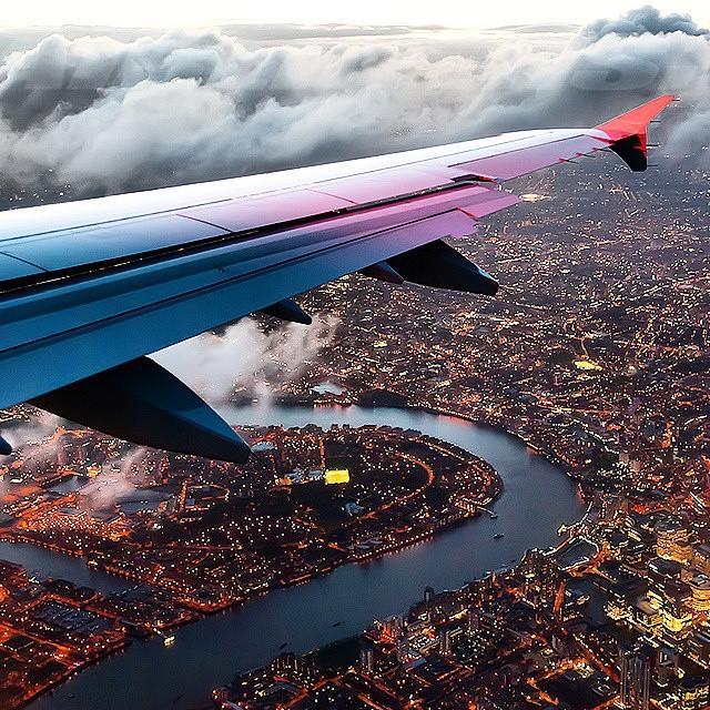 ‏‏‏أطمح لأصبح طيار فأتيت هنا لأسجل ما أنجزت اليوم لتحقيق حلمي i aspire to be a pilot so i tweet what i did to reach my dream 19y