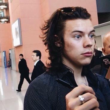 HarryHPRP's profile picture. ash! :)