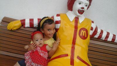 soi madre,,amiga,,consejera,esposa,,me encanta atender a mi chikita bella 
amo mucho a mi flako y mis hijos son mi vida los 3