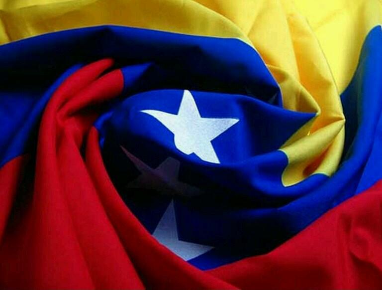 Anticomunista. Creo en Dios y quiero a Venezuela libre y en paz.
