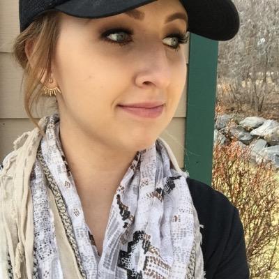 shanaramtalks's profile picture. 