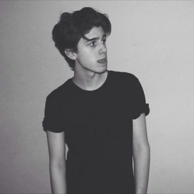 follow @oglesbyobsessed