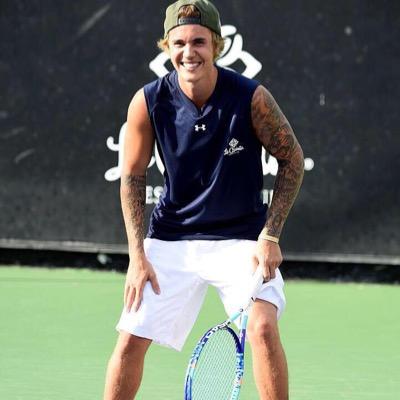 Be_lieveNbieber's profile picture. and there's no greater gift, than the gift of booty  -Barney Stinson